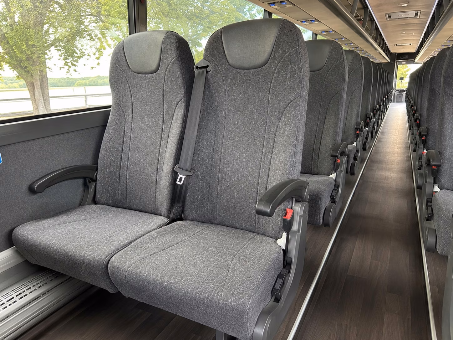charter bus rentals from san rafael to bay area concerts