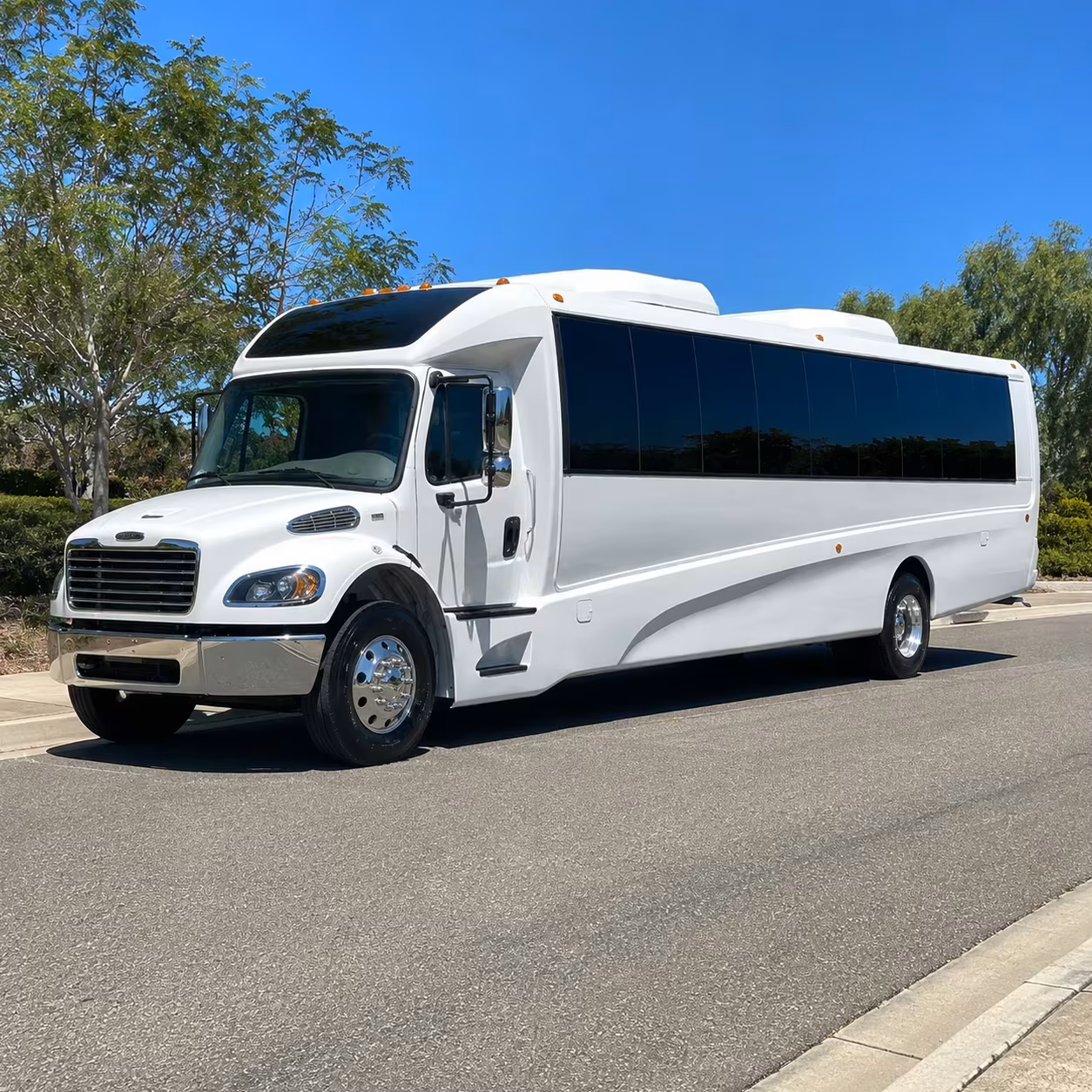 minibus rentals for san rafael church youth group trips